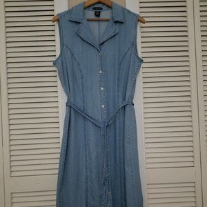 Bay Studio Lt Blue Faded Jean Dress Size 12